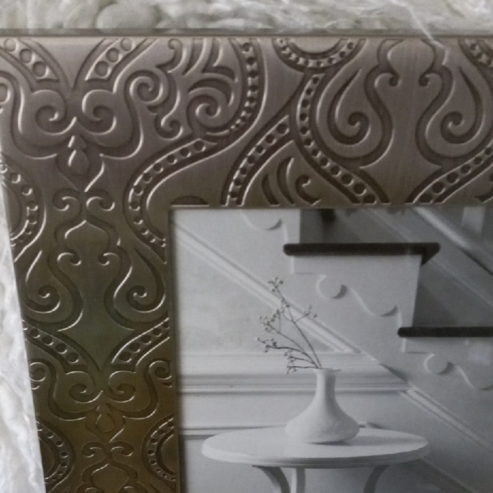 Jaclyn Smith Ornate Silver Picture Frames - Picture 8 of 8